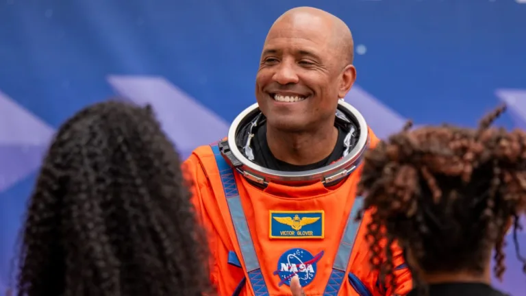 'If I wanted to go to space, I would have stayed at NASA': What's next for Artemis II astronaut Victor Glover after his mission to the moon 11 H2CYwvWiZHEgozRQzi4z9b 1280 80 2