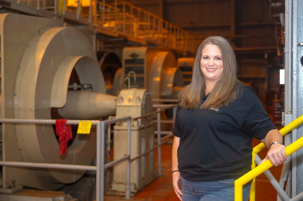 Contractor to Civil Servant: NASA Welcomes Kristie Foster 1 s26 011 kristie foster