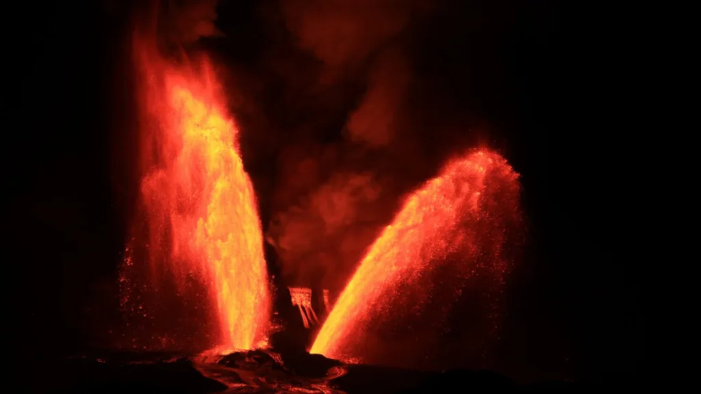 What's been driving Hawaii's lava fountains? 1 GettyImages 2243092854 1152x648 1