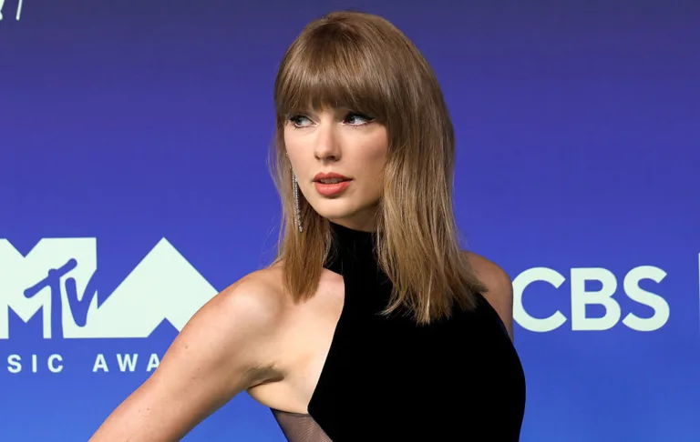 Fraudster jailed for using 10K bots and AI songs to outstream Taylor Swift 4 GettyImages 2297466143 1024x648 1