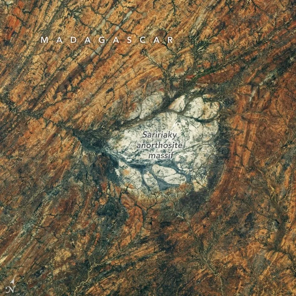 ISS075 E 85249