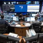 La NASA abre solicitudes para próxima promoción de directores de vuelo 2 flight directors 1