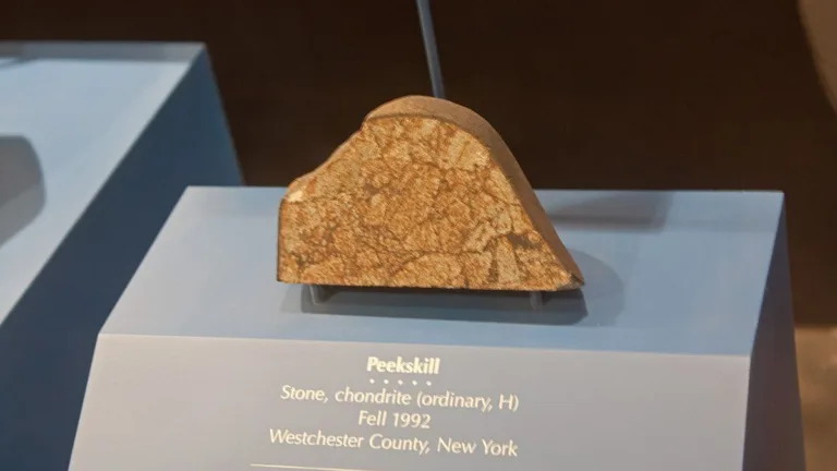 On this day in space! Oct. 9, 1992: Peekskill meteorite hits car in New York after streaking through the atmosphere 19 pYUa3uuDLZM3kX8QHUAFwh 1920 80