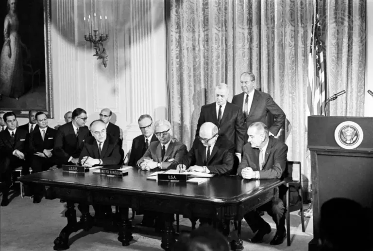 On this day in space! Oct. 10, 1967: The Outer Space Treaty is ratified to lay out how countries can use outer space 15 yJiu3mC98cTUUsrFQcahpK 1920 80